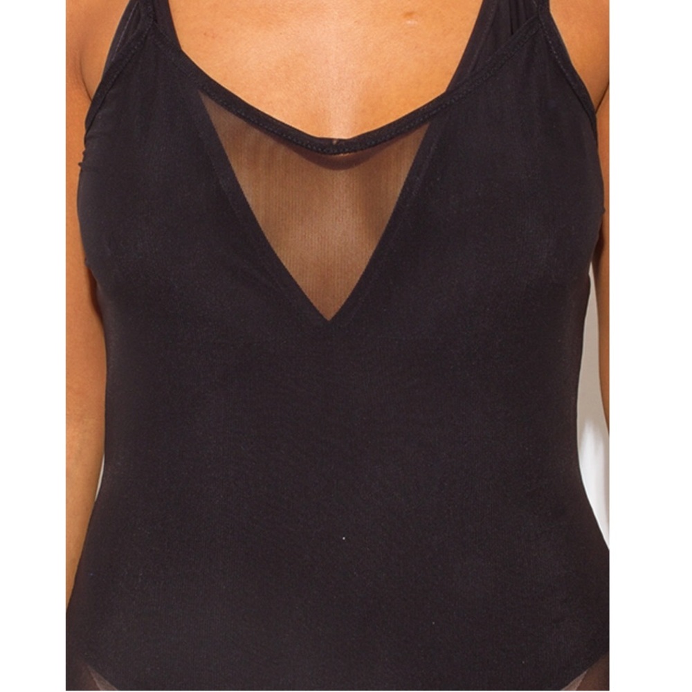 LAST ONE❤️MESH COVERUP DRESS W/BLACK BODYSUIT - Picture 4 of 4