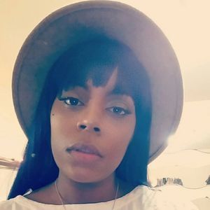 Meet your Posher, Keonia