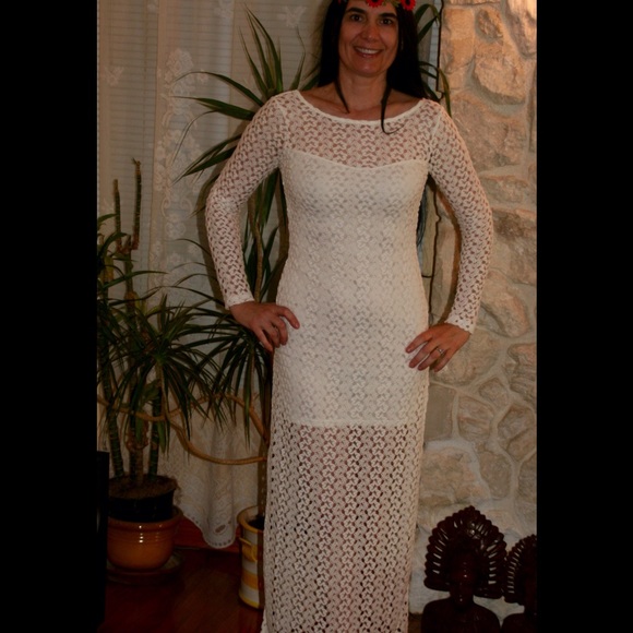 Lace long dress in off white color - Picture 3 of 4