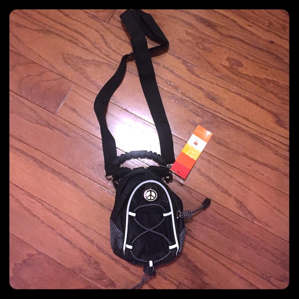 Small black fanny carry all