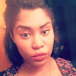 Meet your Posher, Courtney