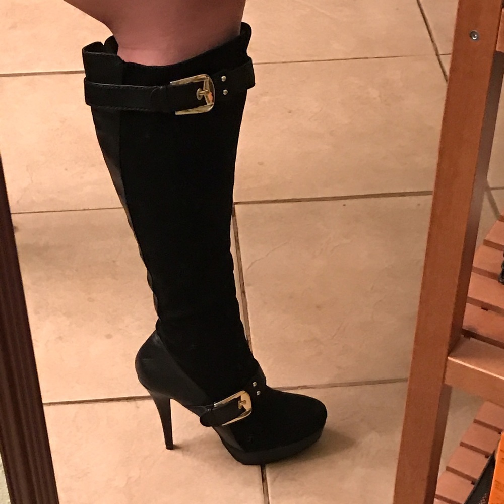 Heeled boots