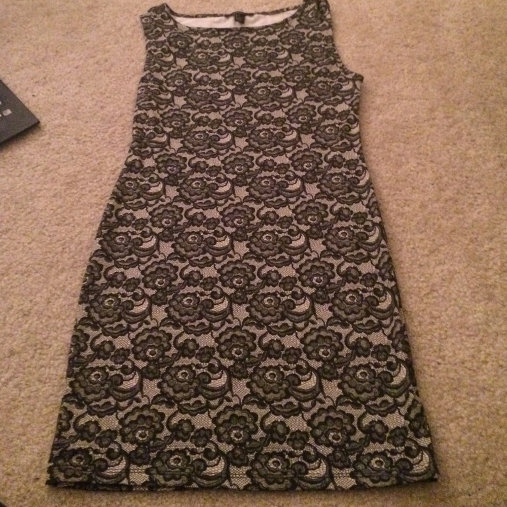 Lace-Print Bodycon Dress