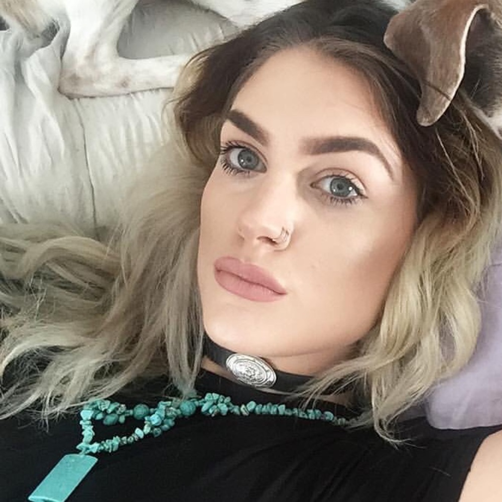 Meet your Posher, Mallory