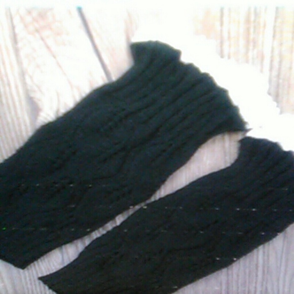 Bundle of 2 Women's Knitted Lace Trim Toppers - Picture 2 of 2