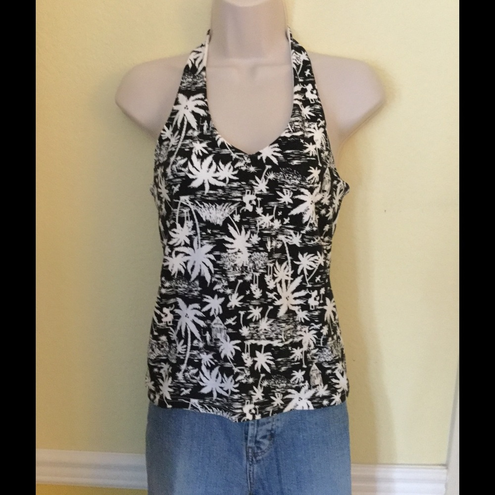 DONATING 3/12!  MUST BUNDLE! Halter top, size M