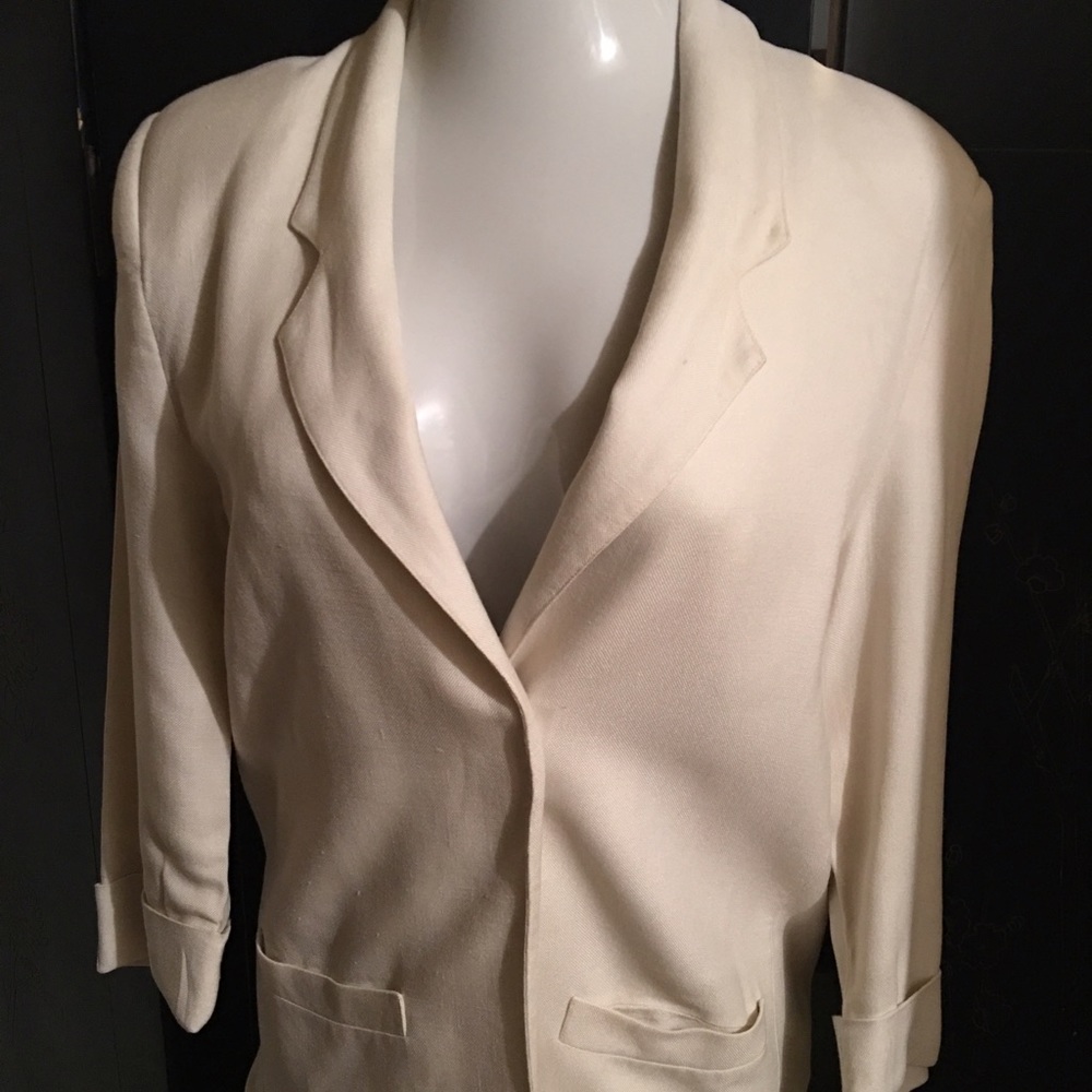 Women's Ivory Blazer-Size 8