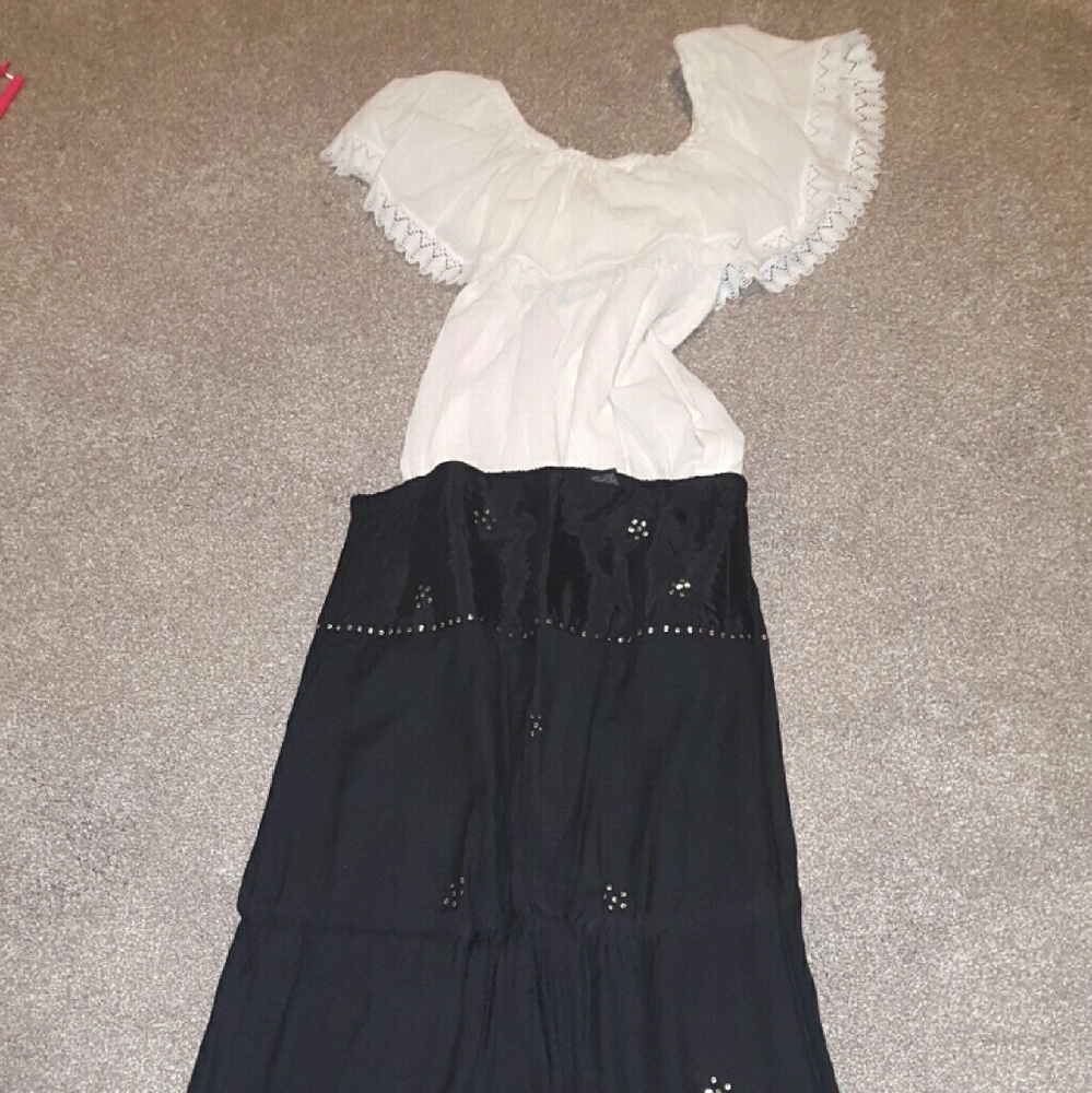 Skirt - Picture 2 of 4