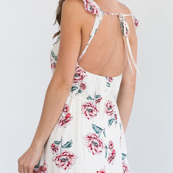 LAST 1 (LRG) CHARMED Dress - Cream - Picture 3 of 6