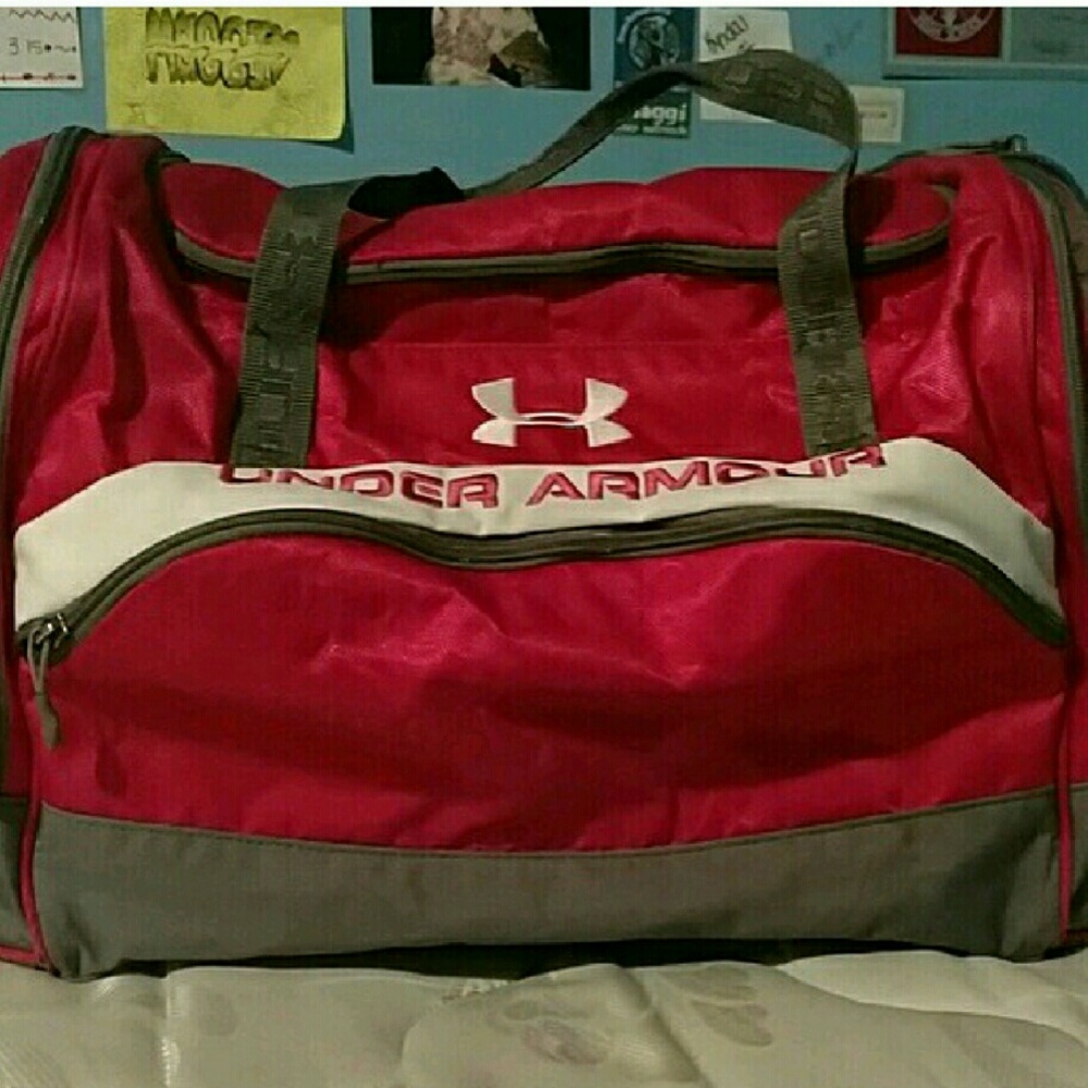 Under armour dufflebag