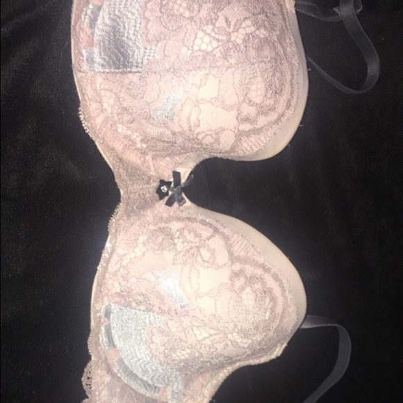 Never worn VS bra - Picture 2 of 2