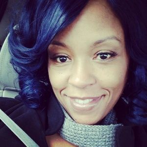 Meet your Posher, Lisa