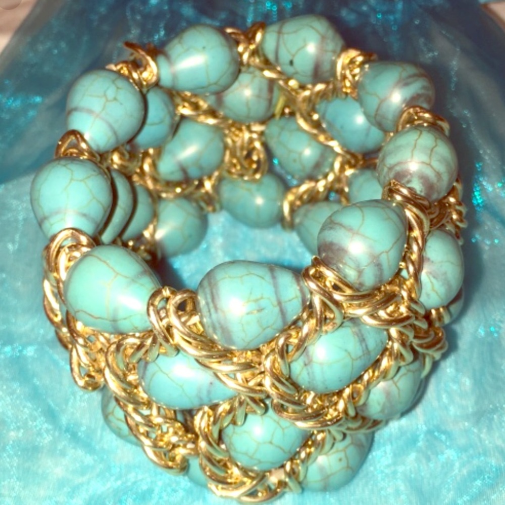 Saachi teardrop chain link cuff bracelet