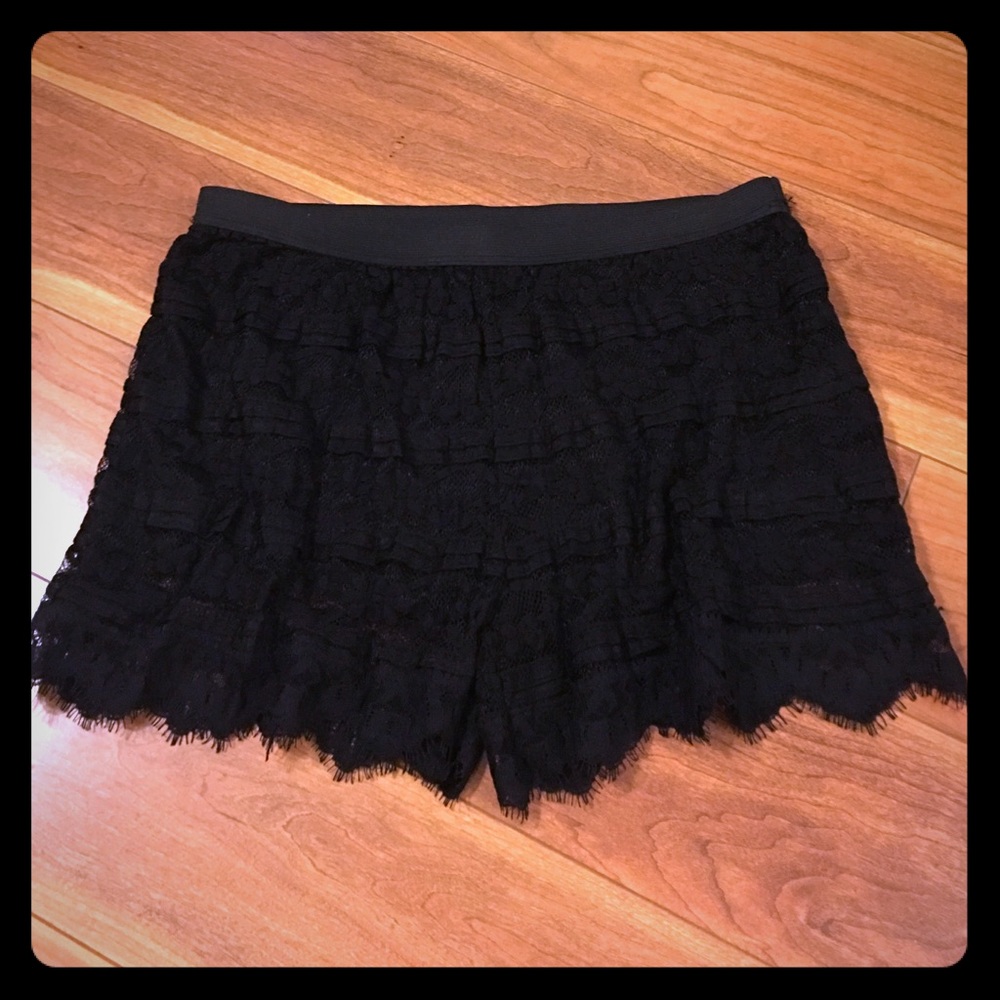 Lace shorts