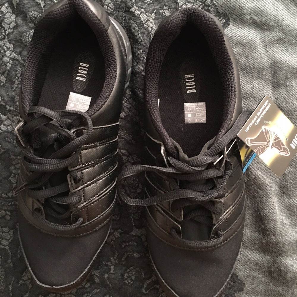 Brand new Bloch  dance shoes, size 9 , black.