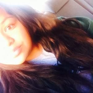 Meet your Posher, Cristina