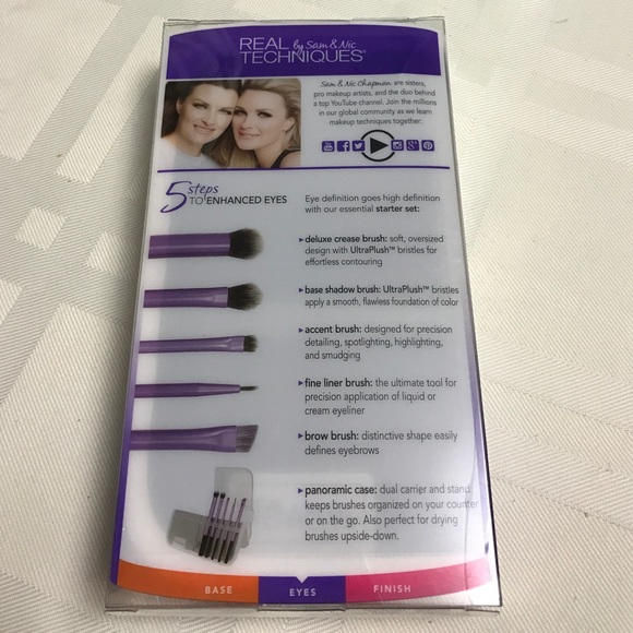 Real Techniques eye brush kit - Picture 3 of 3