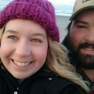 Meet your Posher, Hillary