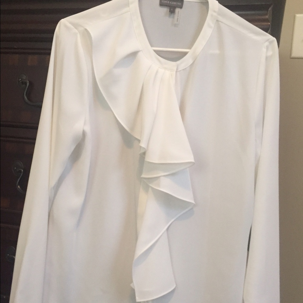 Vince Camuto ruffled Blouse