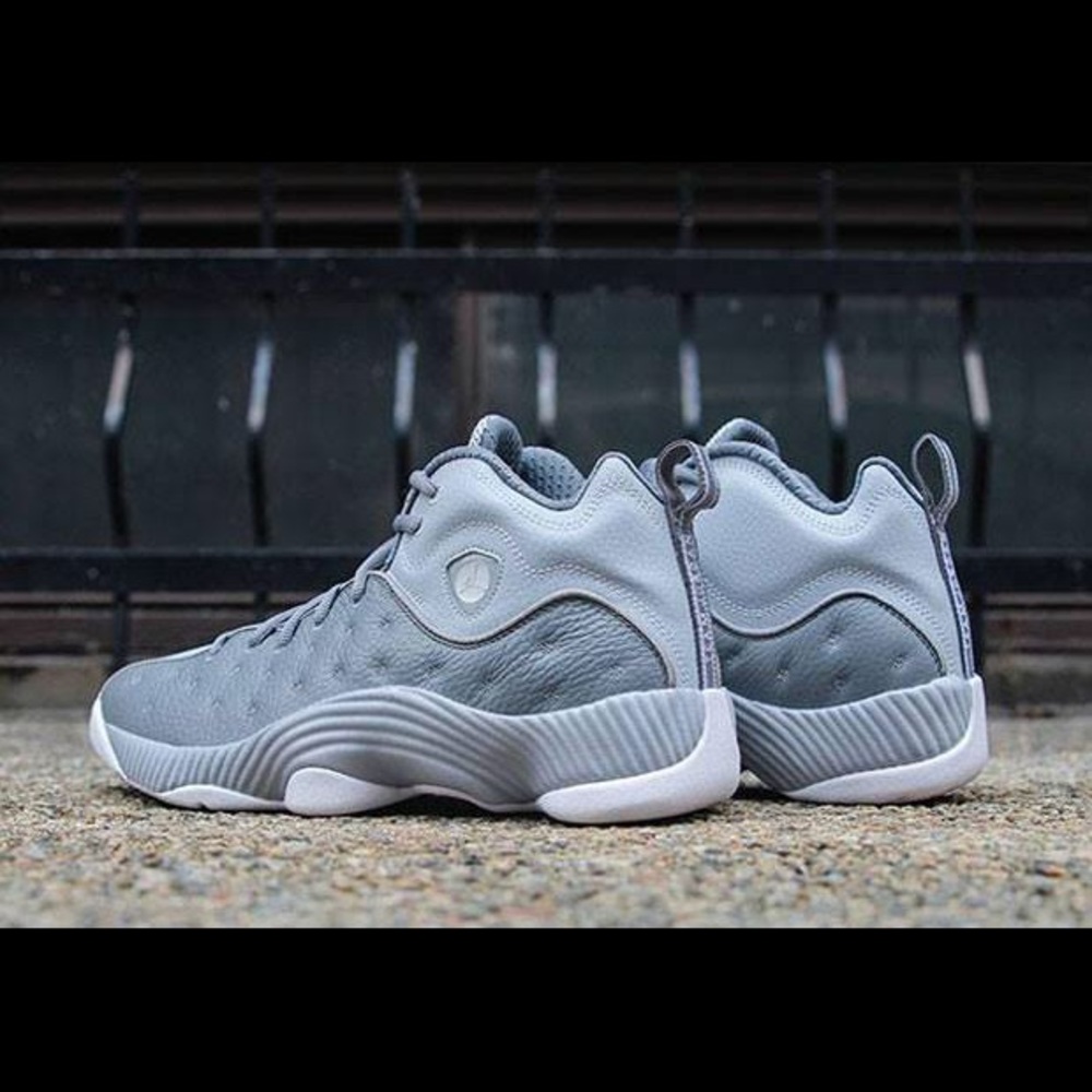 Jordan Jumpman " cool grey "