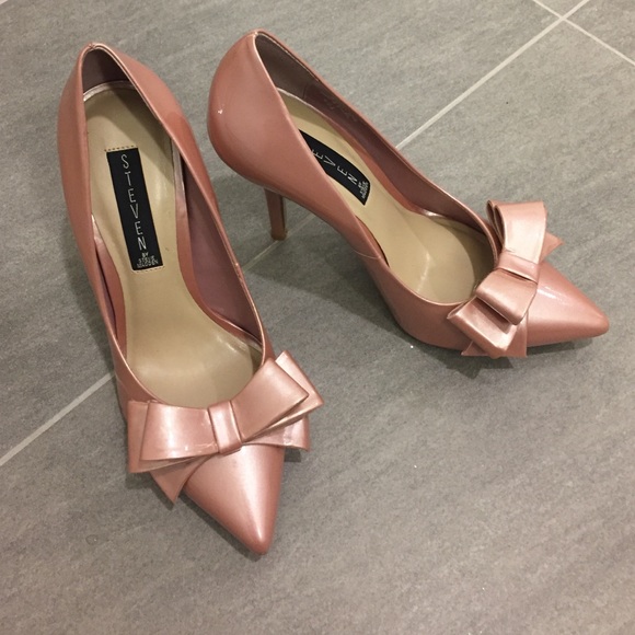 Steve Madden Shoes - Steven by steve madden bow heels stilettos 7.5