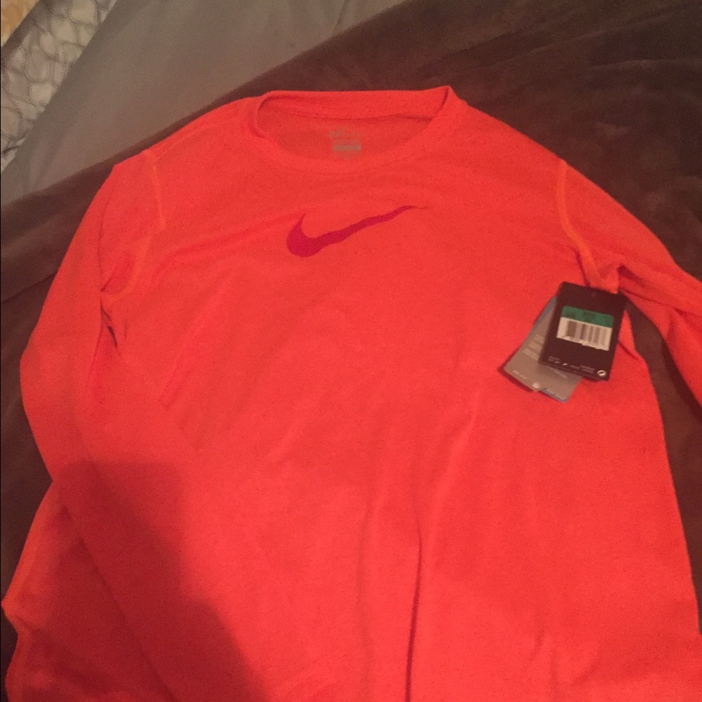 Nike long sleeve shirt