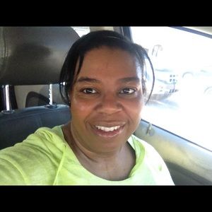 Meet your Posher, Angie