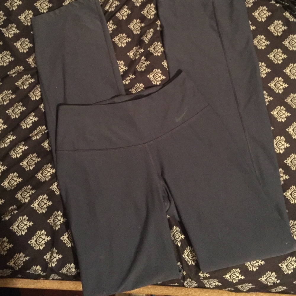 Nike yoga pants