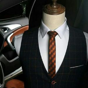 British style neck tie
