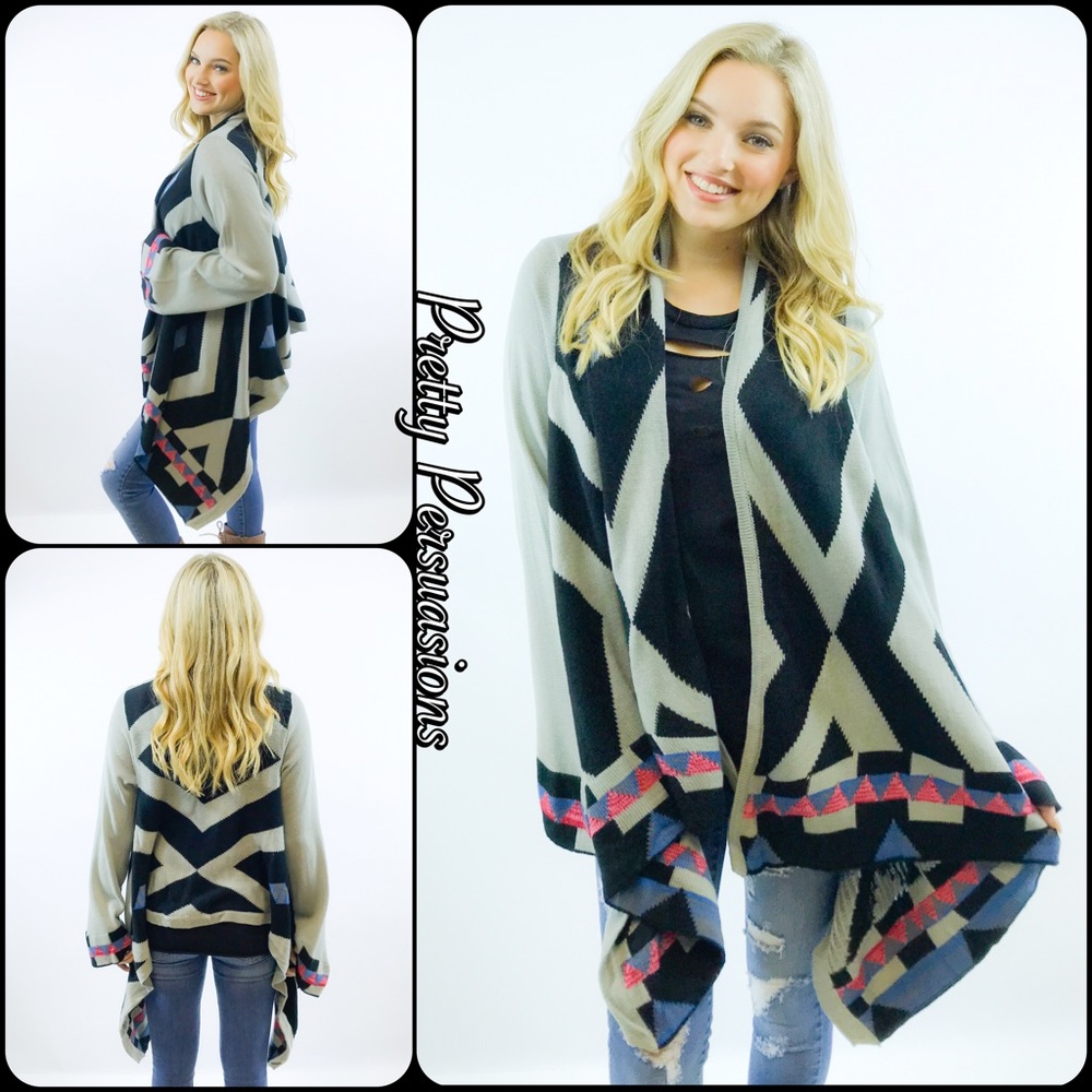NWT Gray Tribal Cascading Bell Sleeve Cardigan - Picture 1 of 8