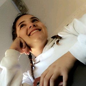 Meet your Posher, Destiny