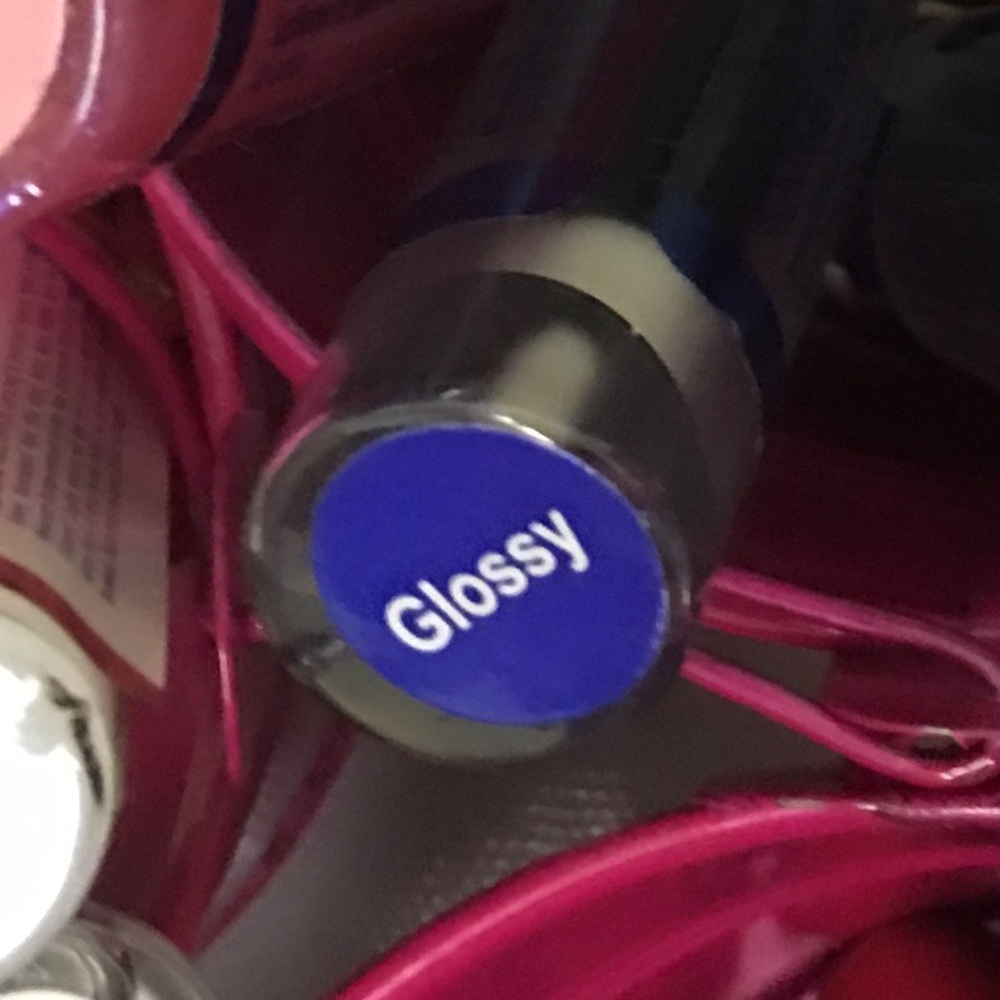 LipSense GLOSSY GLOSS w Shea Butter & Vitamin E