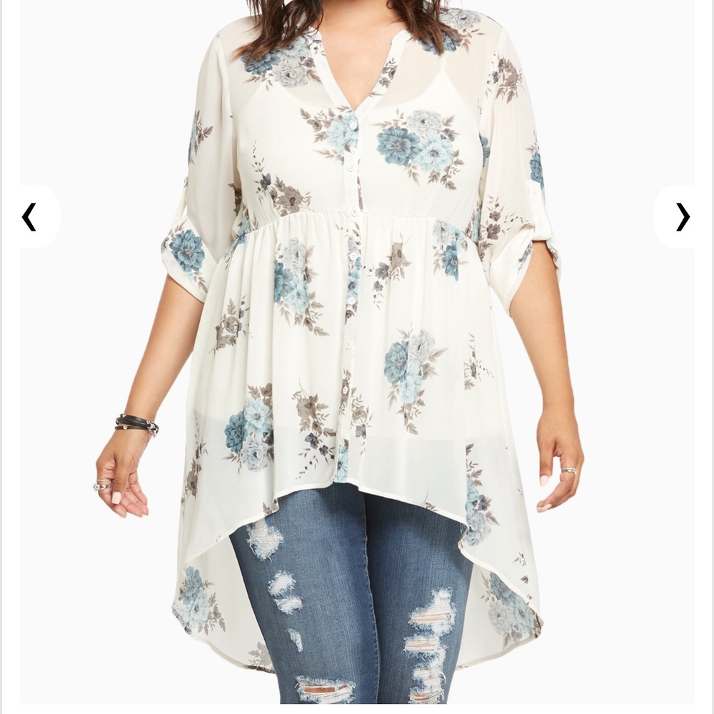 Torrid floral chiffon hi lo top. New with tags.