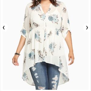 Torrid floral chiffon hi lo top. New with tags.