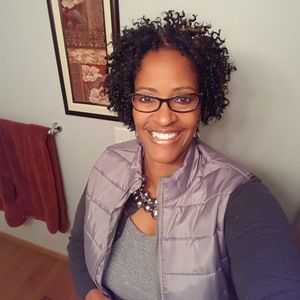 Meet your Posher, Yolanda