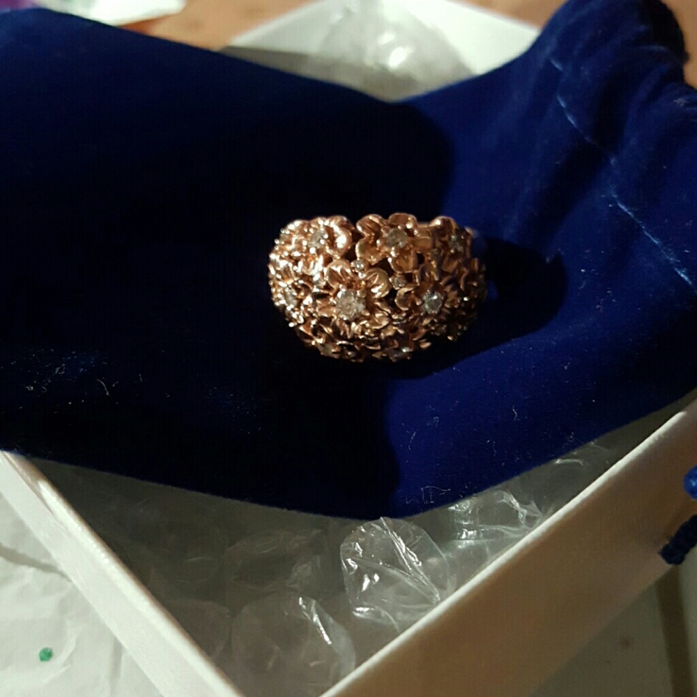 14k 9g Rose Gold & Diamonds Floral Ring
