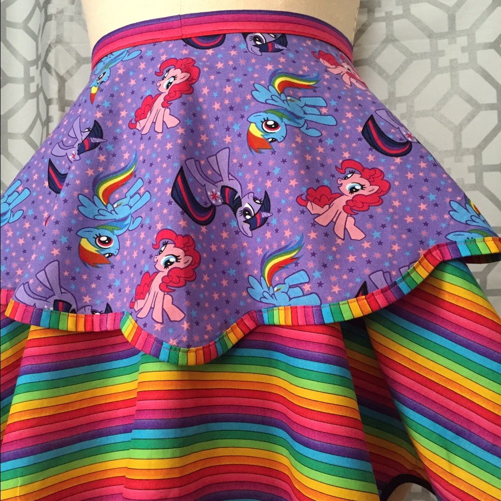 Flirty vintage style apron