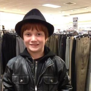 Meet your Posher, Cameron