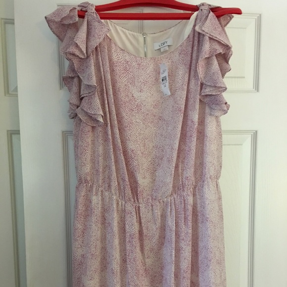 Beautiful silky dress - Picture 1 of 4