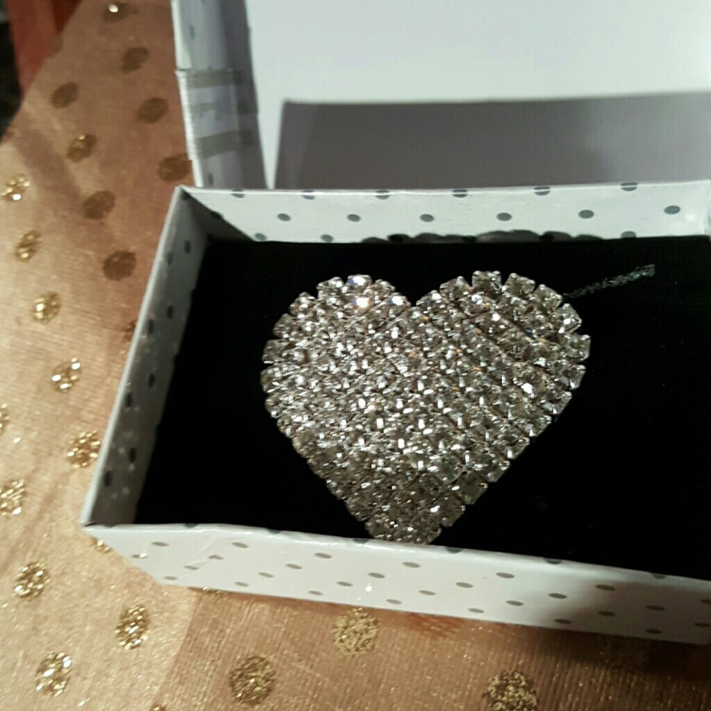 HEART SHAPE RHINESTONE CRYSTAL BROOCH