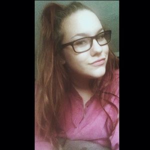 Meet your Posher, Kylee