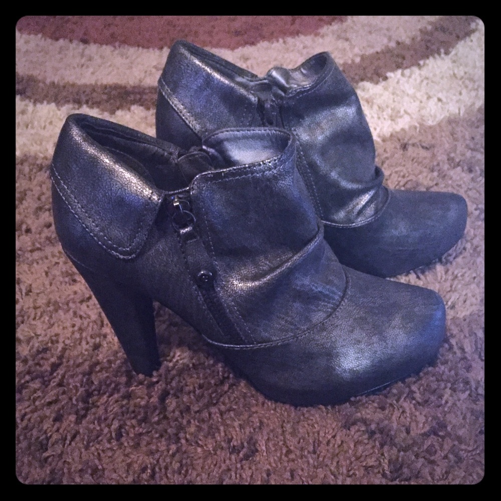 G by Guess booties