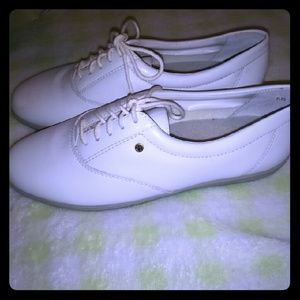 Easy spirit ant- gravity