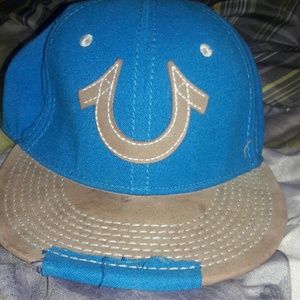 True religion snapback