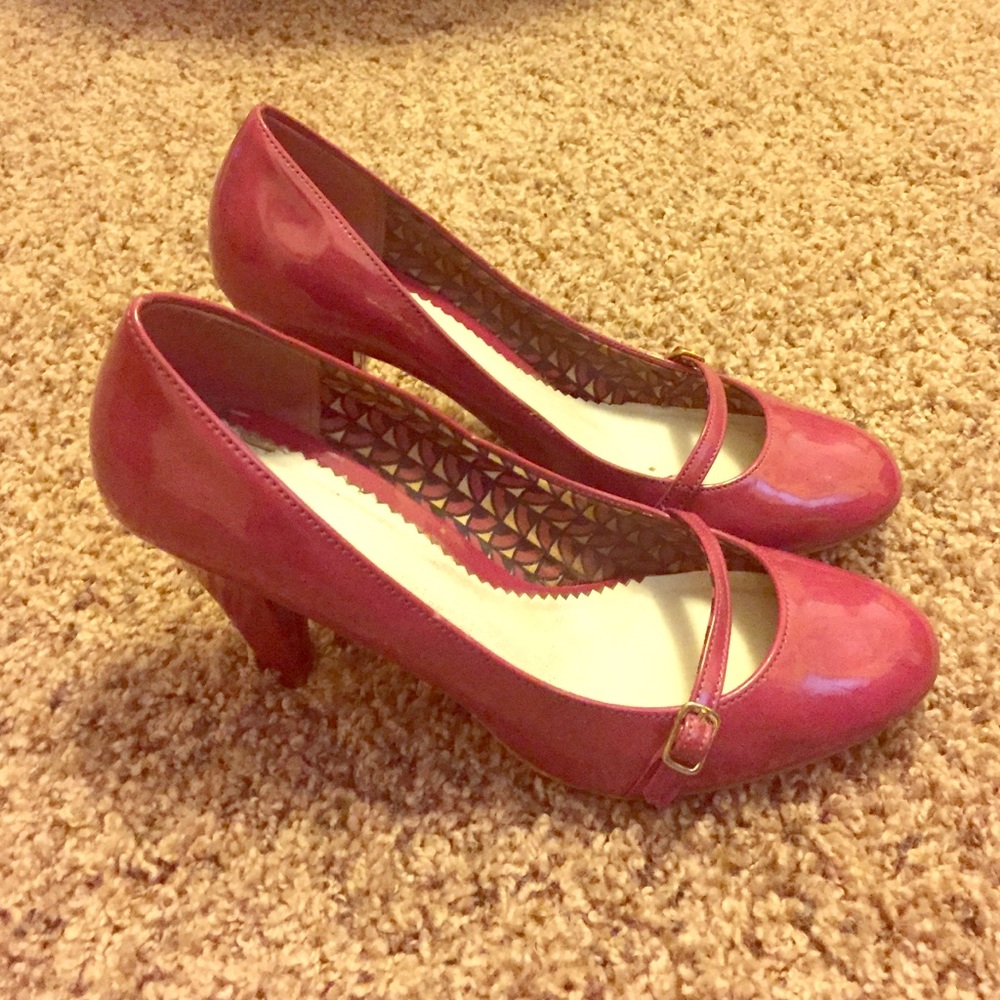 👠 Fuchsia Pumps 👠