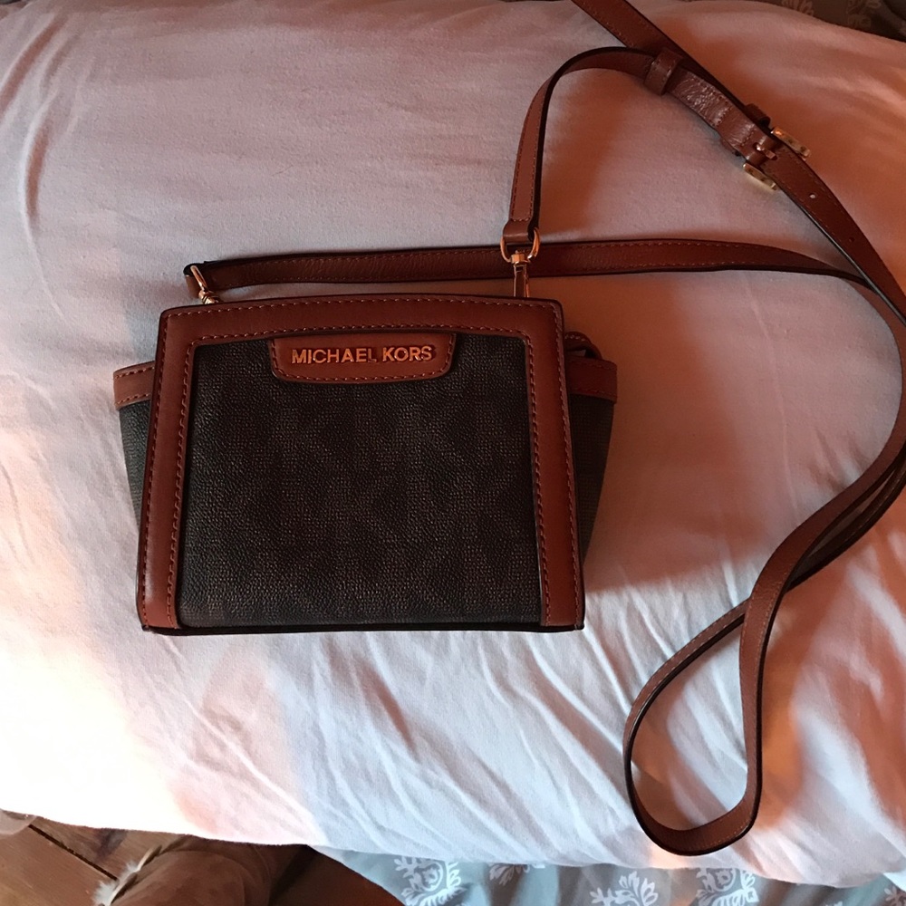 Michael Kors crossbody