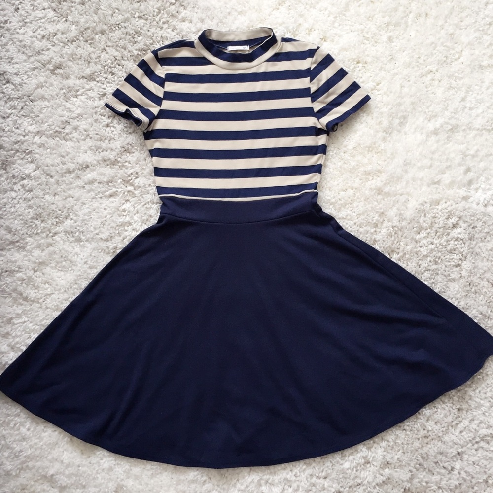 *FLASH SALE* Navy and Ivory Skater Dress