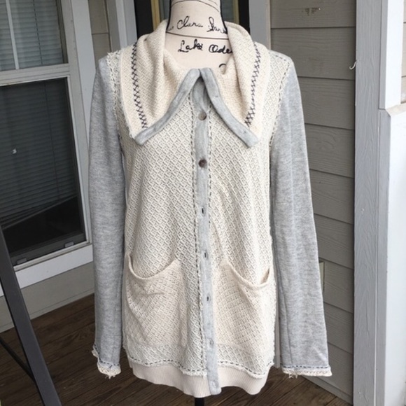 Anthropologie Sweaters - Grey and Cream Comfy Cardigan Sweater