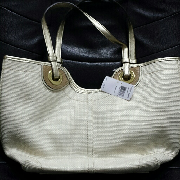 NWT Coach straw tote with shell hangtags Beach Bag - Picture 7 of 8