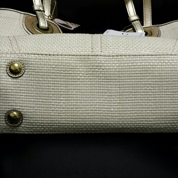 NWT Coach straw tote with shell hangtags Beach Bag - Picture 8 of 8